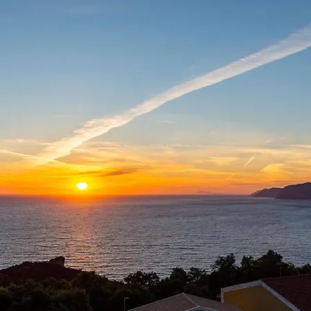 Dielino Amazing Sunset View Апартаменты Pentati