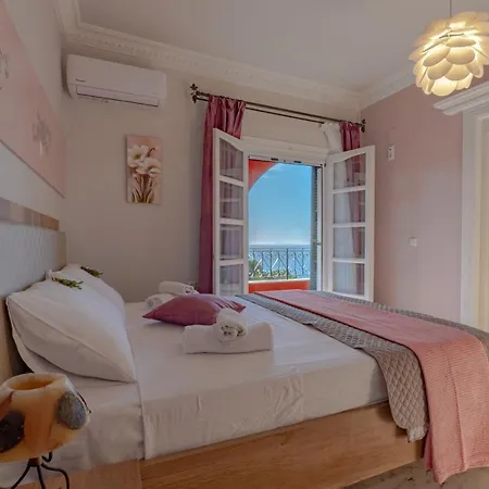 Апартаменты Dielino Amazing Sunset View Pentati