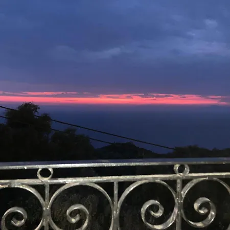 Dielino Amazing Sunset View דירה